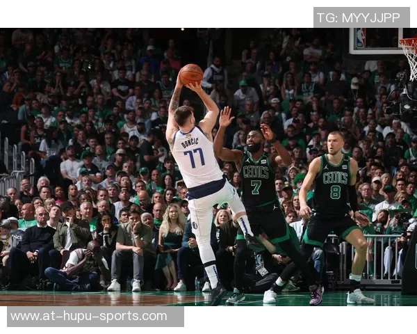 全靠他俩！独行侠两大奇兵合计6记三分狂飙，助球队赢得关键胜利